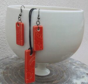 pandative din ceramica